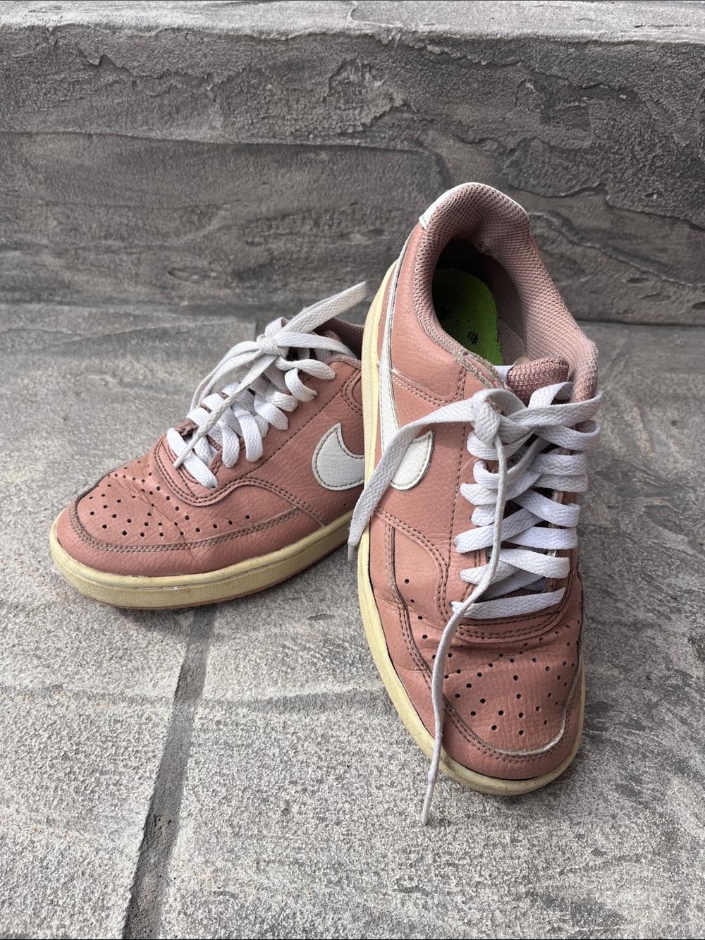 Nike Dusty Pink Leather Low-Top Sneakers with White Swoosh - Picture 2 of 5